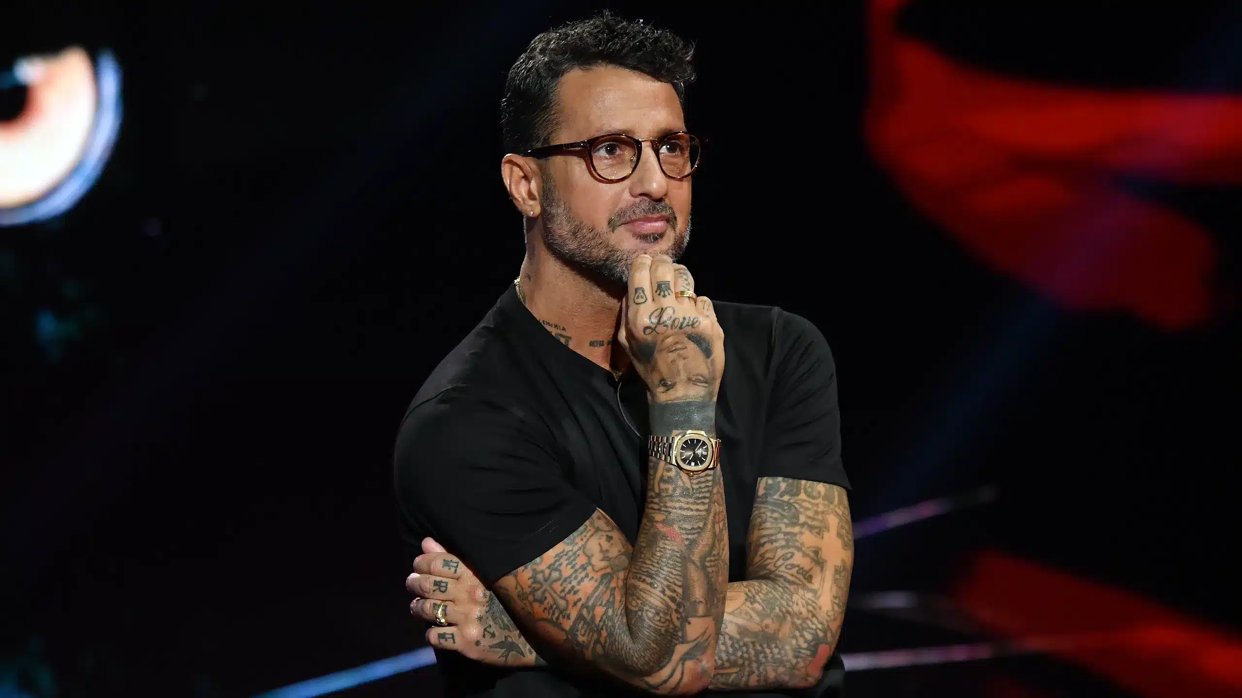 Mediaset passa alle vie legali contro Fabrizio Corona: richiesta di risarcimento da 160 milioni