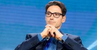 Incontro con la stampa di fine anno. Pier Silvio Berlusconi non ha dubbi, Meloni miglior premier d'Europa