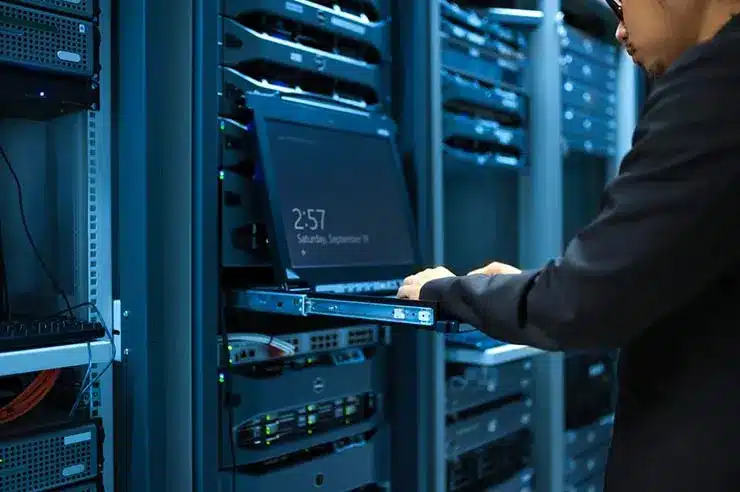 Data Center, da costo a motore di crescita: come l'Italia può trasformare l'energia digitale in PIL e sostenibilità