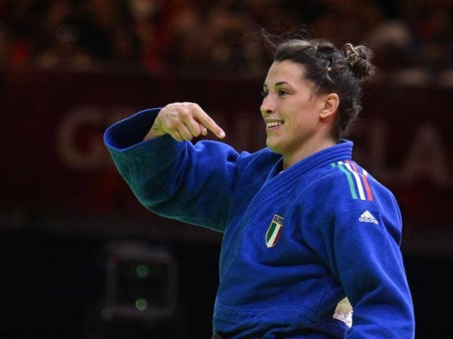 Olimpiadi, l’Italia conquista un oro con Alice Bellandi nel Judo e Giovanni De Gennaro con kayak