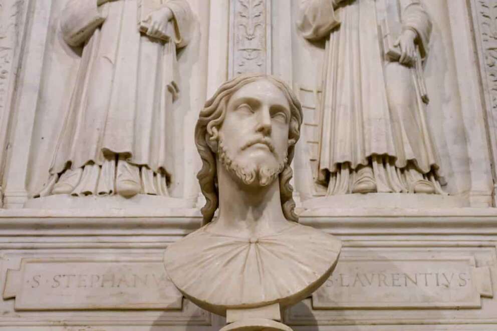 Un busto del Cristo a Sant’Agnese potrebbe essere di Michelangelo
