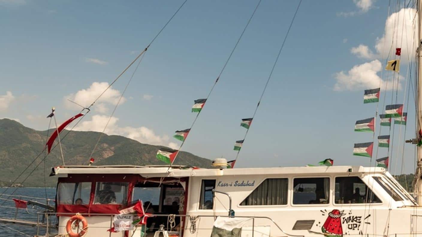 Israele blocca la Flotilla diretta a Gaza: oltre 400 attivisti trasferiti ad Ashdod