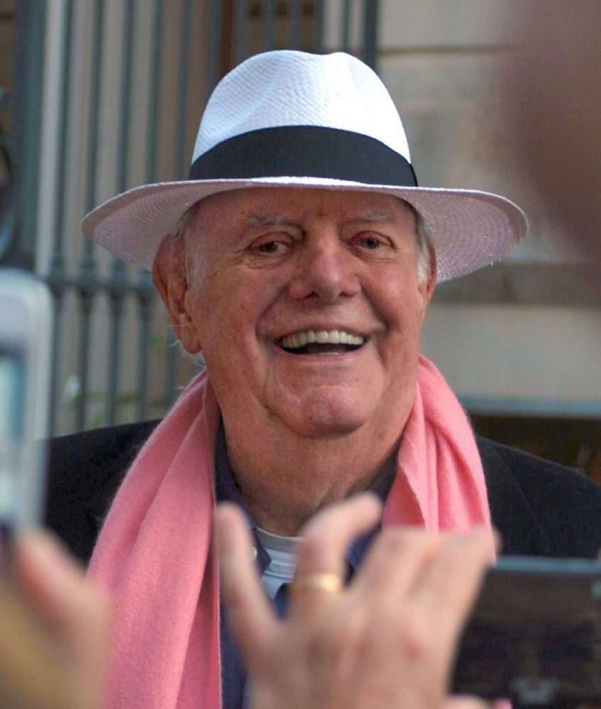 “Castello all’Orizonte”: al via la nona edizione con i dipinti di Dario Fo e le foto di Luciano Romano