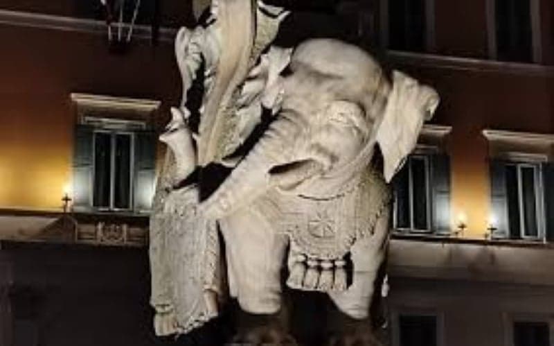 Roma. Danneggiato l'Elefantino del Bernini in piazza della Minerva