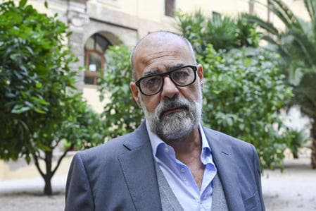 Addio a Luca Beatrice, critico e figura di spicco del mondo dell'arte