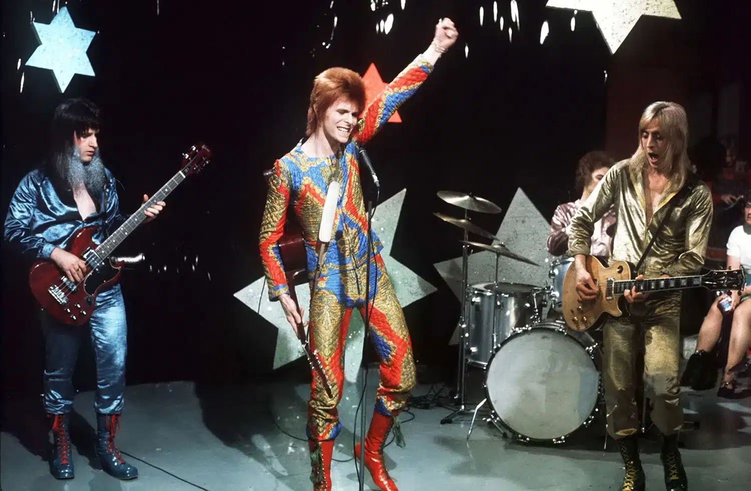 Il mito di David Bowie celebrato in una mostra a Parma