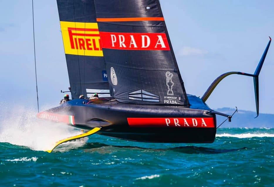 Luna Rossa vince di nuovo e vola verso la semifinale della Louis Vuitton Cup