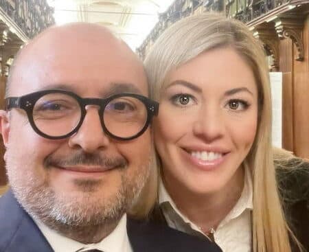Blitz a casa di Maria Rosaria Boccia: sequestrati gli occhiali- spia, il computer e cellulari
