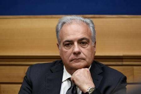 Europee, Roberto Salis: “Mia figlia è candidata ma non può votare, un altro diritto negato”