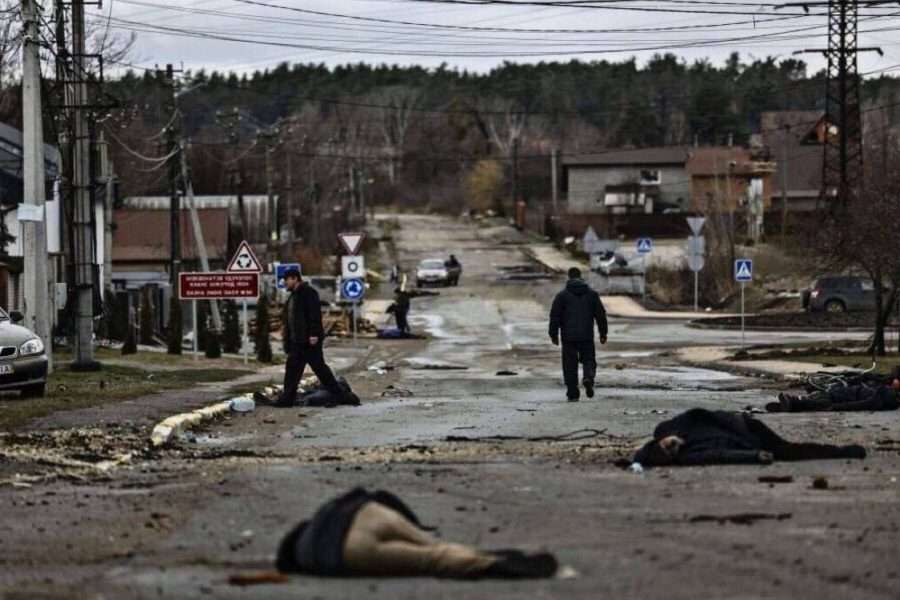 Ucraina: il massacro di Bucha scuote la comunità internazionale, Ue: “Presto nuove sanzioni”