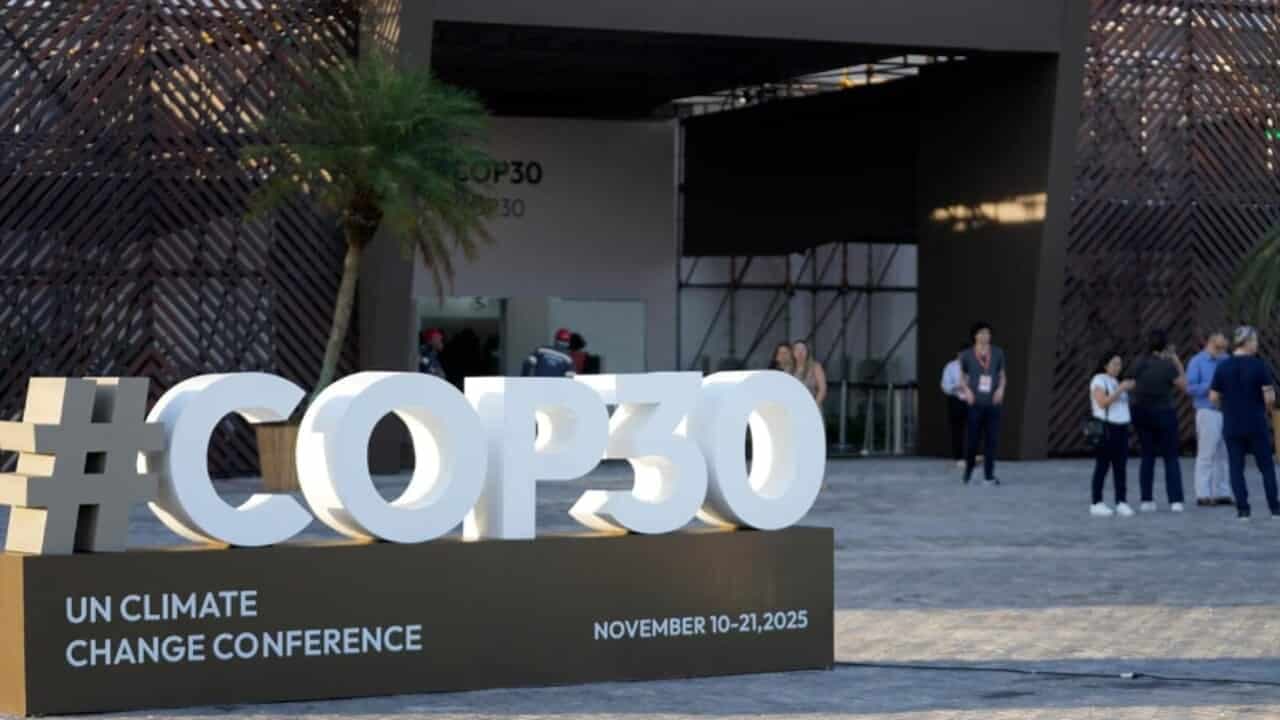 COP30 verso la chiusura: trovata un’intesa di compromesso sulla transizione dai combustibili fossili