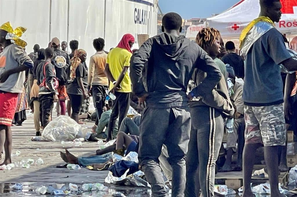 46 migranti soccorsi a Lampedusa, trovato un corpo senza vita