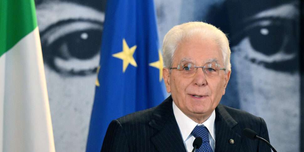 8 marzo, Mattarella: “Troppe e inaccettabili le molestie sul lavoro donne”, Meloni: “Fieri dei risultati sull’occupazione”