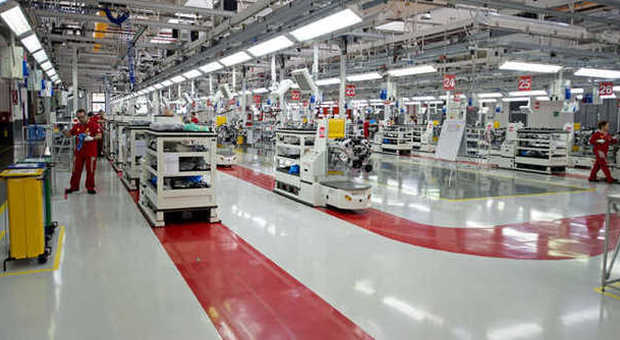 Dazi Usa: Ferrari aumenta i prezzi del 10%