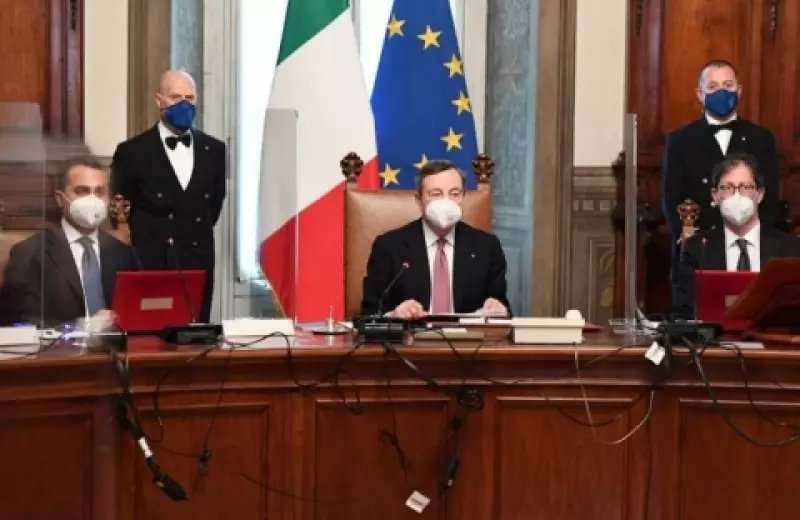 Decreto aiuti, stanziati più fondi del previsto. Draghi: “Il governo va avanti”