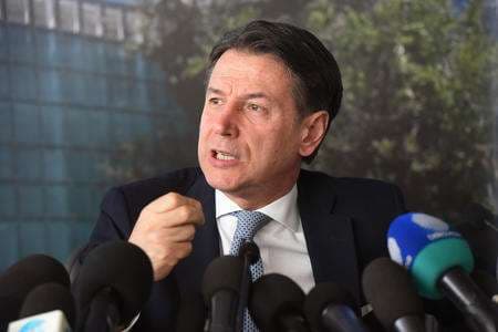Puglia, Conte: “Occorre fare tabula rasa, il M5s lascia la giunta Emiliano”
