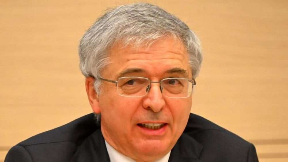 Franco ai giovani imprenditori: “La politica economica continuerà a sostenere l’attività economica”