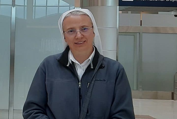 Vaticano, svolta storica: Suor Brambilla è la prima donna a capo di un Dicastero
