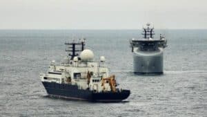 nave spia russa