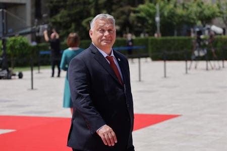 Orbàn scrive all’Ue: “Per Kiev Trump ha un preciso piano di pace, l’Europa finirebbe per pagare le spese”