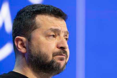Zelensky: “La Cina sta armando la Russia, ha intenzione di sabotare il vertice di pace in Svizzera”