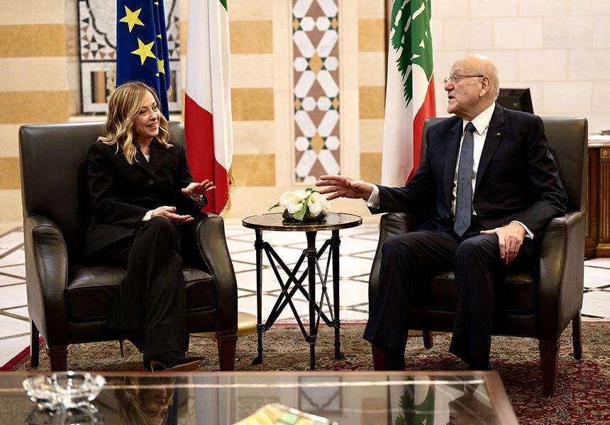 Meloni in Libano, in visita ai militari italiani e bilaterale con Mikati