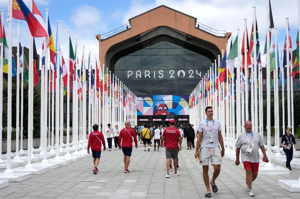 Gli atleti della Gran Bretagna in fuga dal Villaggio Olimpico: “Qualità e quantità del cibo insufficienti”