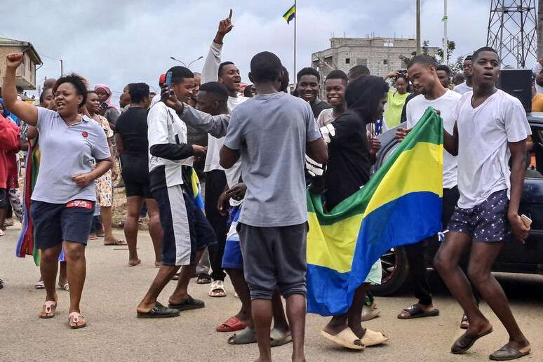 Military Coup in Gabon: Armed Forces Seize Power and Nullify Election Results