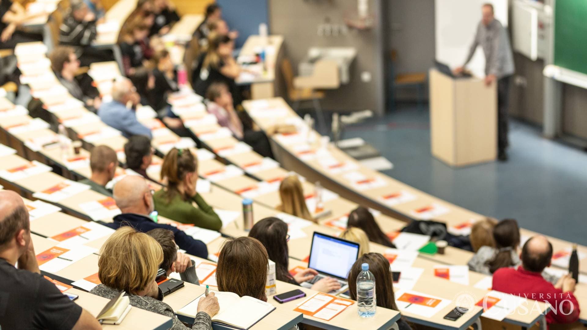 Università italiane al bivio: inglese, intelligenza artificiale e sfide demografiche