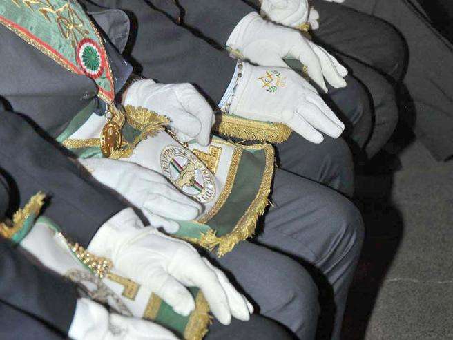 Massoneria. E’ caos sulle elezioni nel Goi, il Gran Maestro Stefano Bisi avverte, “attenti alle fake news” Copia