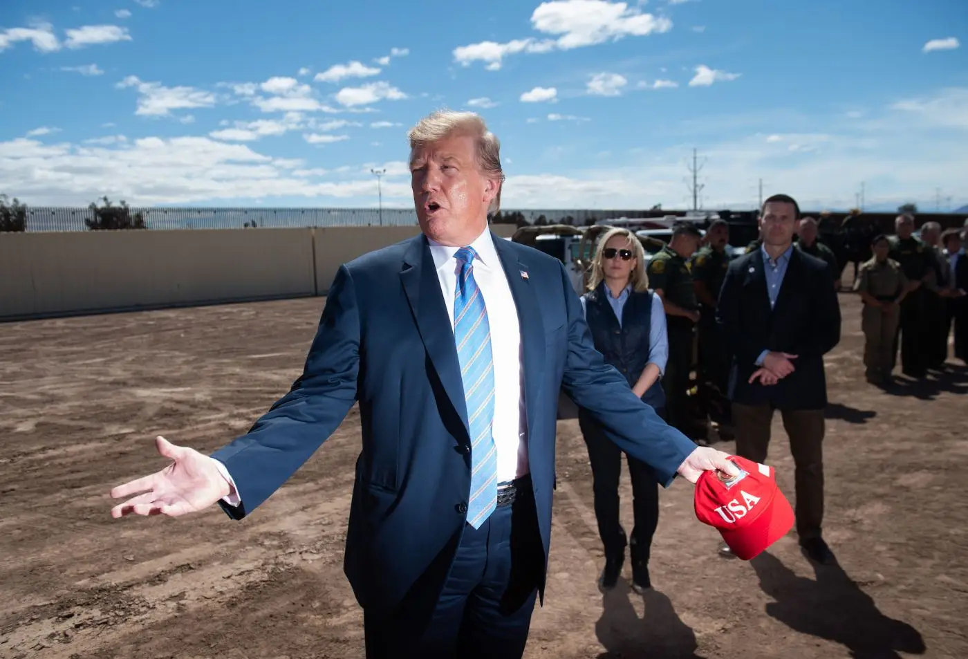 Dazi USA, l’Europa nel mirino di Trump: tra protezionismo, timori di recessione e strategie di risposta