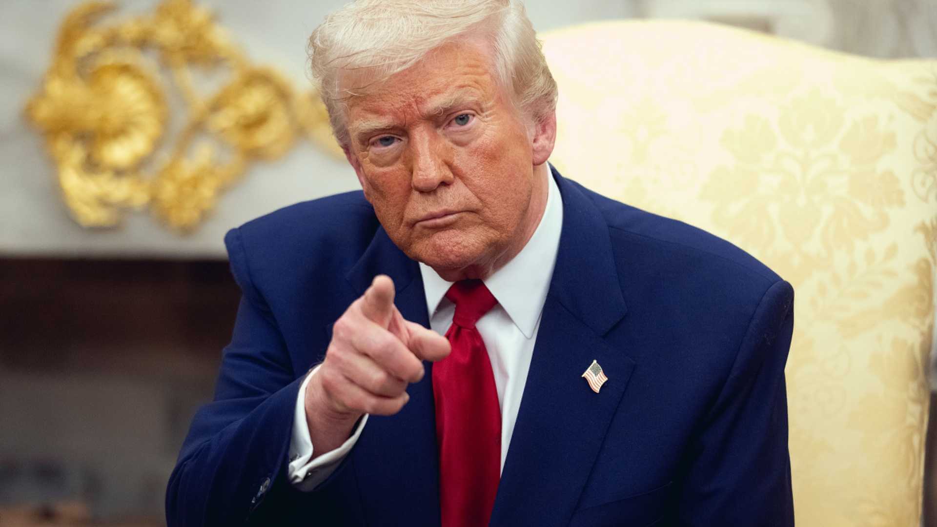 "Hall of shame": Trump pubblica sul sito ufficiale della Casa Bianca la “lista nera” dei media e cronisti messi all’indice