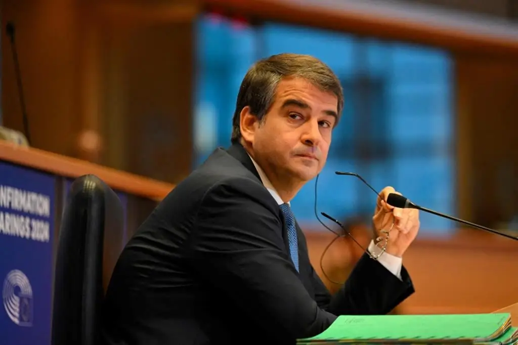 Commissione Ue, non c'è intesa sulle nomine. Fitto in bilico