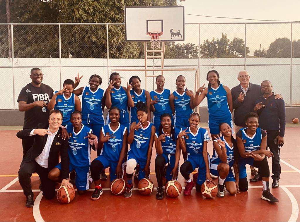 Simone Santi’s Colors Project in Mozambique, basketball an opportunity for social rebirth