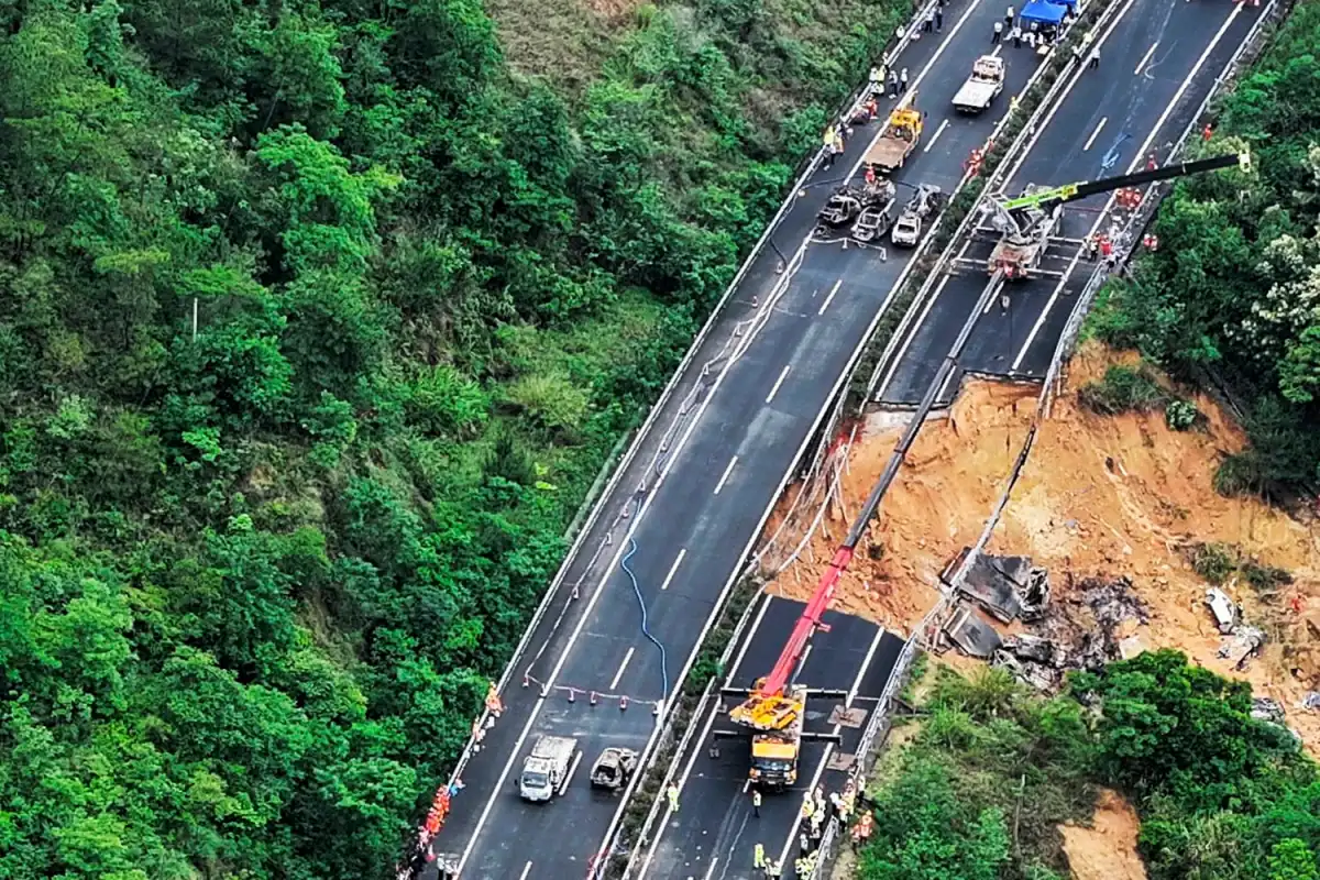 Catastrophic Highway Collapse in Guangdong: A Devastating Chain of Events