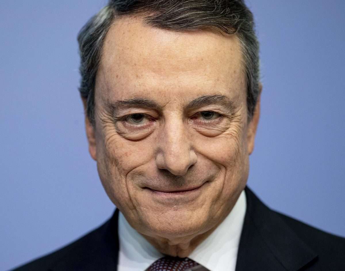 Draghi incontra i sindacati a Bruxelles: “Bisogna migliorare la competitività, conto sul vostro sforzo”
