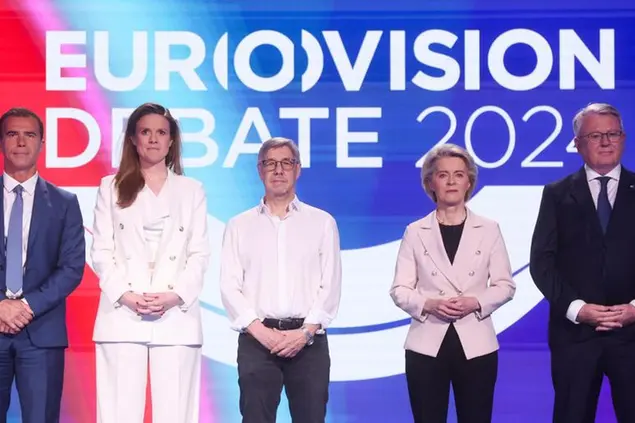 Europee, dibattito tra i candidati: von der Leyen: “Ho lavorato bene con Meloni è  pro-europea”