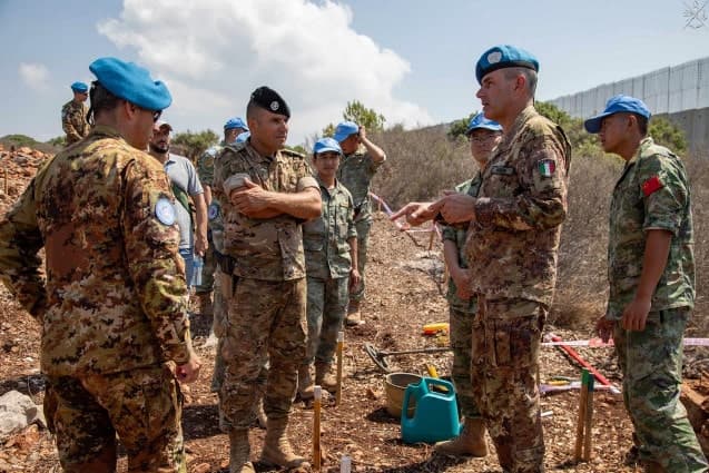 Attacchi israeliani contro le basi Unifil: finiscano subito