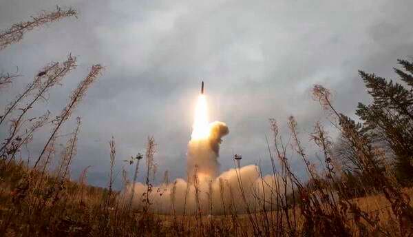 Iran’s Strategic Move: Ballistic Missile Aid to Russia