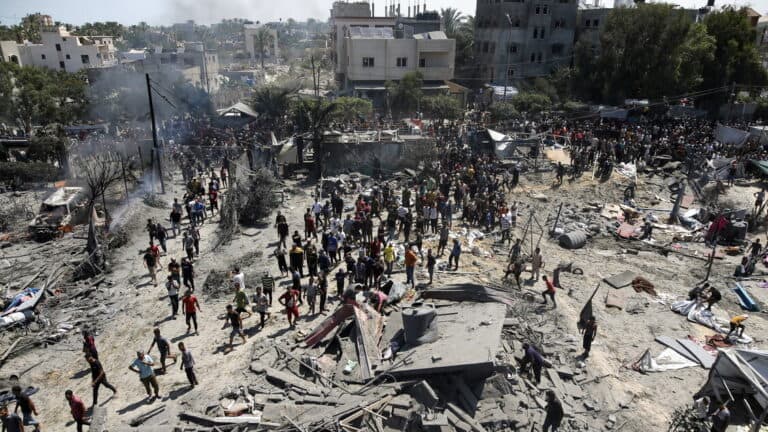 Gaza, Khan, ex Onu: "Violazione del diritto internazionale"