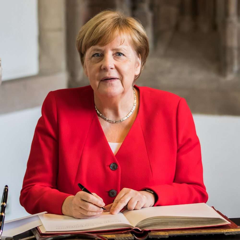 Covid, Merkel annuncia le misure più rigide da quando è iniziata la pandemia