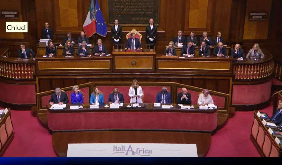 La premier Meloni vara il piano Mattei, giá pronti 5,5 mld di euro