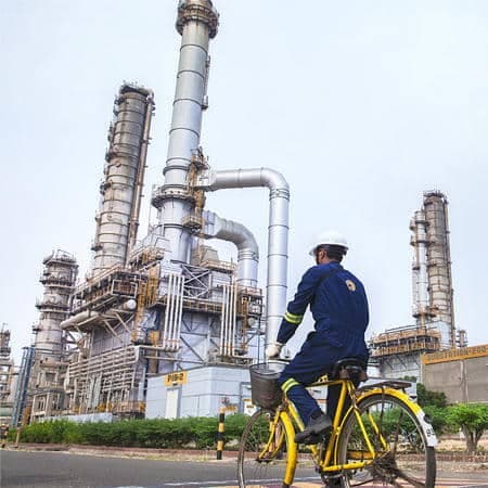 EU Targets Oil Trader Murtaza Lakhani Over Alleged Russia Ties