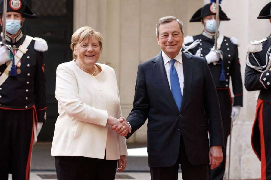 Draghi incontra la Merkel per l’ultima volta in veste di cancelliera tedesca