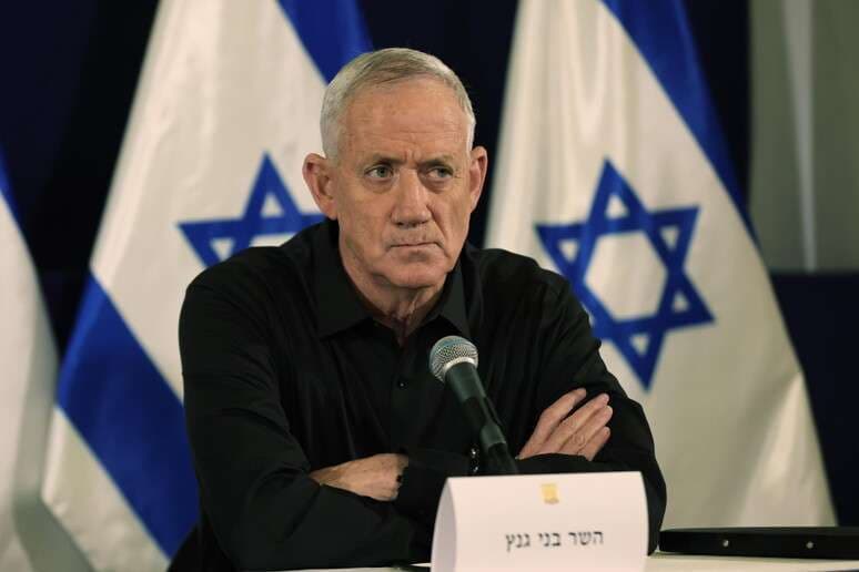 Israele, la commissione di Gantz ha presentato una mozione per sciogliere il Parlamento