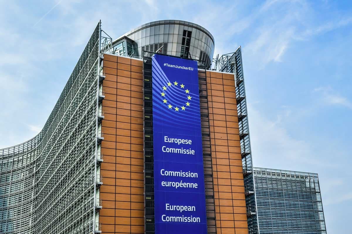 La nuova Commissione Ue, tutti i nomi. Fitto entra. Un governo affollato, di venti commissari e sei vicepresidenti