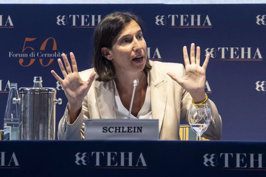 Forum Ambrosetti: promossa Schlein alla sua prima partecipazione, criticato invece Conte