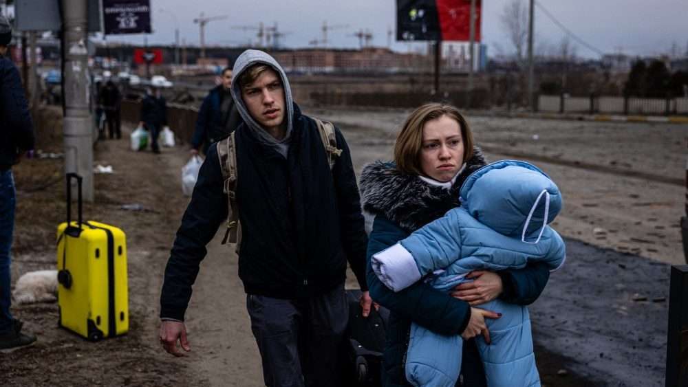 Ucraina: tre giorni di tregua per evacuare i civili da Azovstal, von der Leyen: “Divieto di importazione al petrolio russo”