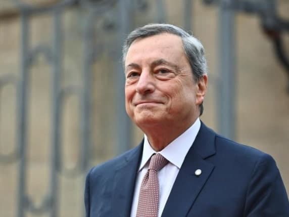 Nuovo monito di Draghi:  "Il modello di crescita dell'Europa si sta dissolvendo"