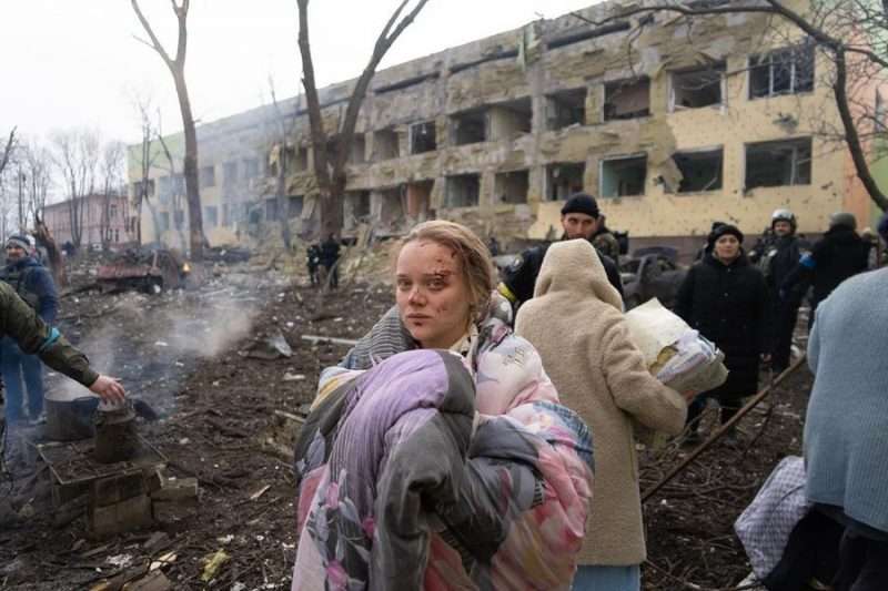 Ucraina: bombardato l’ospedale pediatrico di Mariupol, Chernobyl resta senza corrente, previsto incontro tra ministri degli Esteri russo e ucraino